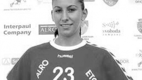 DOLIU în handbalul românesc. O jucătoare de la Oltchim A MURIT la numai 32 DE ANI - alexandraroua17305800-1520940575.jpg