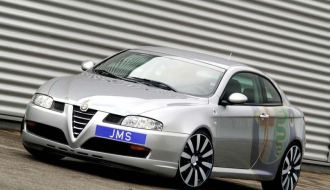 Alfa Romeo cu certificat  de înmatriculare fals, descoperit la graniță - alfaromeocertificatfals-1409675290.jpg