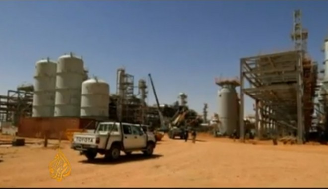 Al-Jazeera: Un român se află printre cei răpiți în Algeria - algeria-1358425237.jpg