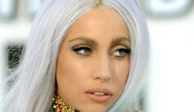 Ce se întâmplă cu Lady Gaga? Medicii i-au dat cea mai proastă veste! - algladygagajpg-1365934430.jpg