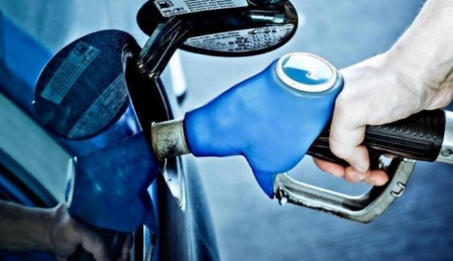 De vineri se aplică acciza mărită la carburanți. Prețurile la pompă deja au crescut - alimentare-1505402238.jpg