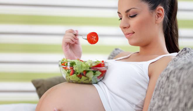 Alimentația în timpul alăptării: ce mâncăruri trebuie evitate - alimentatia-1432311181.jpg