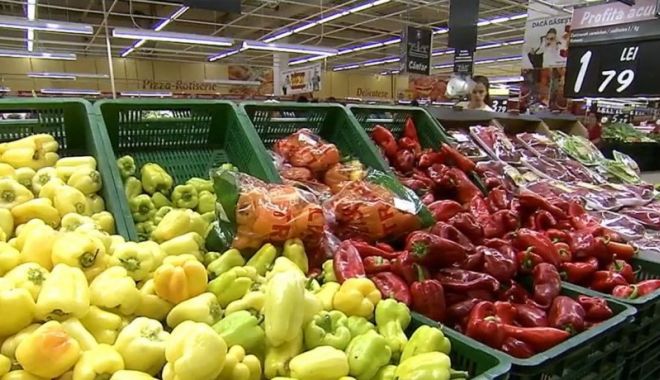 Coşul cu alimentele de bază, mai scump cu 12% faţă de anul trecut - alimente-1634058060.jpg