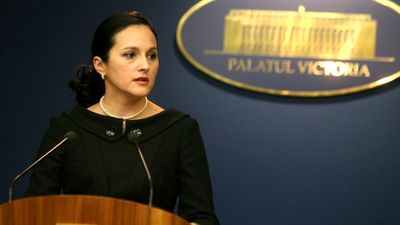 UPDATE - Șefa DIICOT , Alina Bica, URMĂRITĂ PENAL pentru ABUZ ÎN SERVICIU - alinabicaguvern-1416514039.jpg