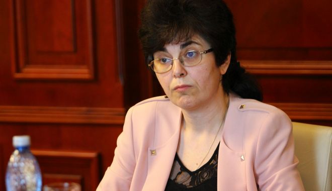 Mandatul inspectorului școlar general adjunct Alina Codreanu, la final - alinacodreanuisj1-1592743751.jpg