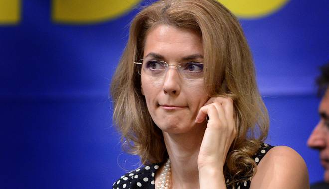 Alina Gorghiu, audiată la Curtea de Apel - alinag-1457349769.jpg