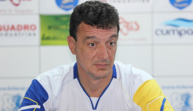 Fotbal / Antrenorul FC Farul, Alin Artimon, SUSPENDAT 9 etape! - alinartimon1-1350566505.jpg