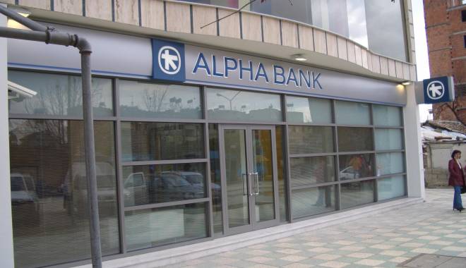 Băncile din Grecia, închise. Retragerile, limitate - alphabankalbania-1435559118.jpg