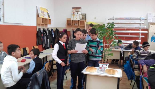 Alte două școli își deschid porțile pentru viitorii boboci - altedouascoli-1456944423.jpg