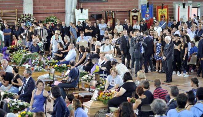 Funeralii de stat la Amatrice pentru 232 dintre victimele cutremurului din Italia - amatrice-1472564985.jpg