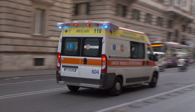 O româncă a încercat să se sinucidă în Italia. A băut acid clorhidic - amb-1536429128.jpg