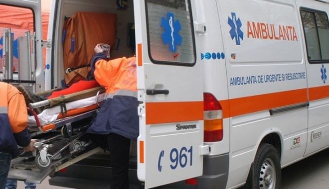 PANOU PUBLICITAR CĂZUT PESTE UN TRECĂTOR, LA MANGALIA - amb14892447921492080317-1522664847.jpg