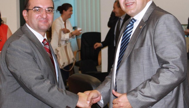 Ambasadorul Ucrainei, în vizită la CCINA - ambasadlucraineisimihaidaraban-1310662943.jpg