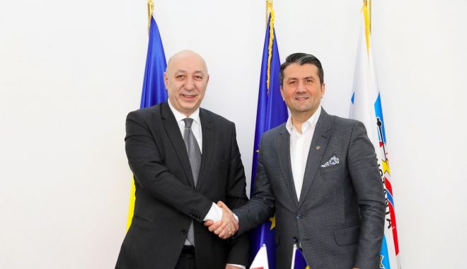 Ambasadorul Georgiei, vizită la Primăria Constanța - ambasador-1580514487.jpg