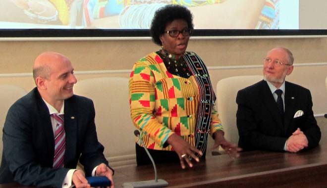 Ambasadorul Africii de Sud a vizitat Universitatea 