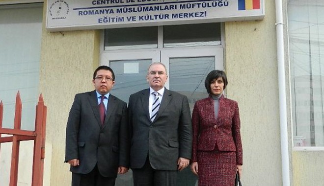 Ambasadorul Republicii Turcia a vizitat Constanța - ambasadorturcia-1360684967.jpg