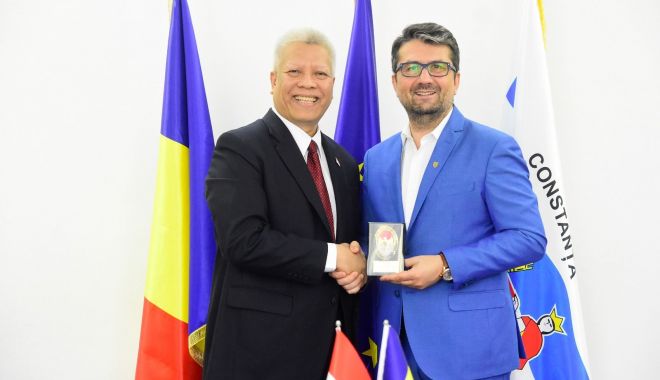 Ambasadorul Republicii Indonezia, în vizită la edilul Constanței - ambasadorul-1565658294.jpg