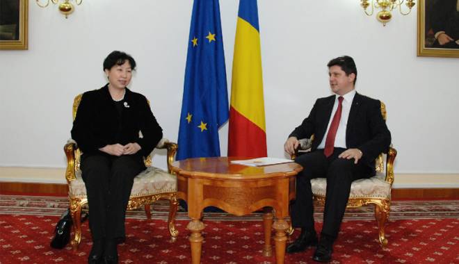 Ambasadorul Chinei, în vizită la Universitatea 