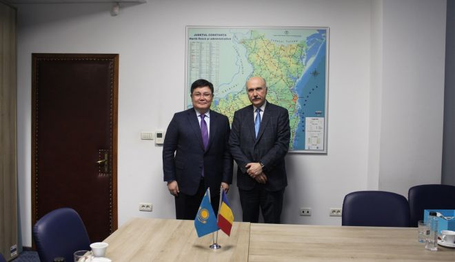 Ambasadorul Kazahstanului, în vizită la Camera de Comerț, Industrie, Navigație și Agricultură Constanța - ambasadorulkazahstanuluilaccina-1582876966.jpg