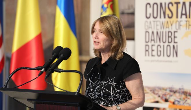 Ambasadoarea SUA: România va adera la Programul Visa Waiver la în-ceputul anului 2025