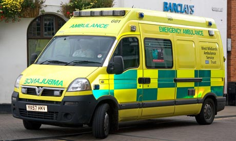 Un copil a murit după ce mama lui a așteptat 40 de minute ambulanța. Personalul medical era în PAUZĂ DE MASĂ - ambulancetorybritain0011-1353657318.jpg