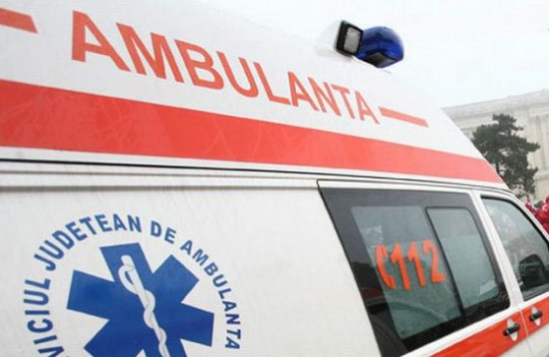 Accident de muncă în Dana 58 - ambulanta-1487347793.jpg