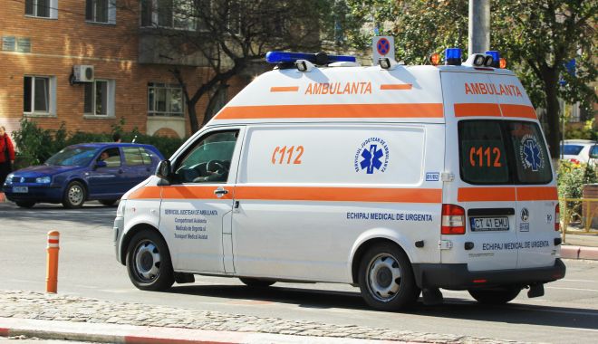 Un membru PNL, declarat vindecat de Covid-19, a murit la câteva ore după externare - ambulanta-1596372375.jpg