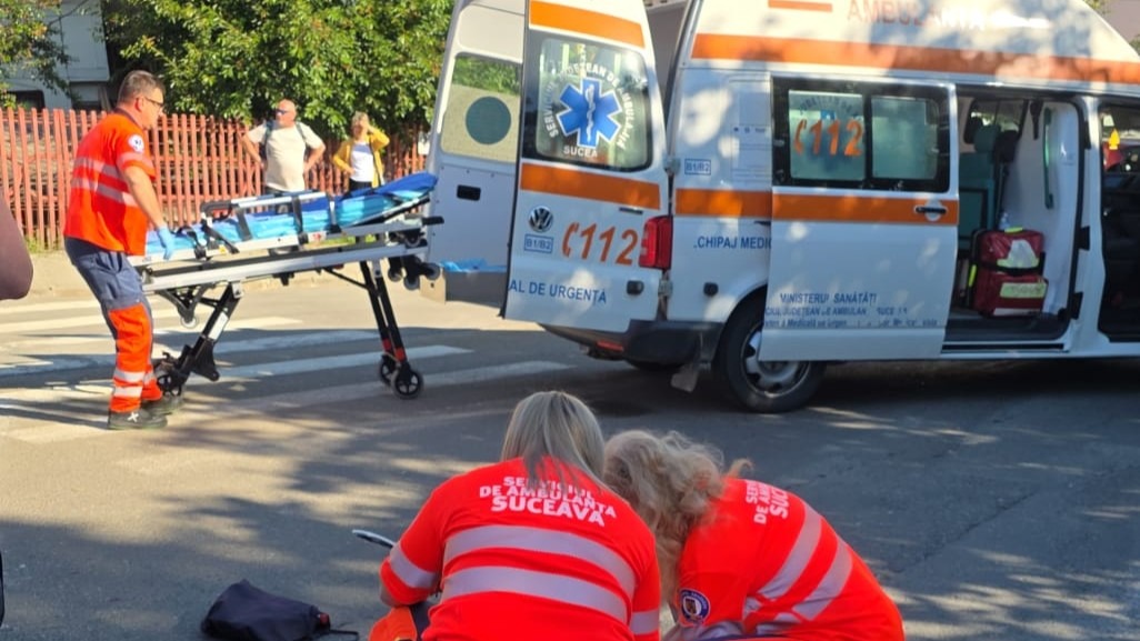 Accident rutier sub pod la Doraly, în Constanța. Un pieton a fost lovit de o mașină - ambulanta-1757397646.jpg
