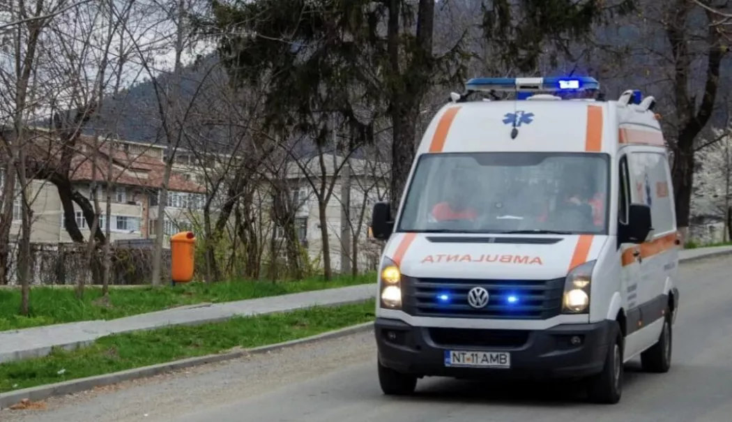 Bărbat de 65 de ani, decedat după ce a fost lovit de o ambulanță - ambulanta-iasi-1773815033.webp