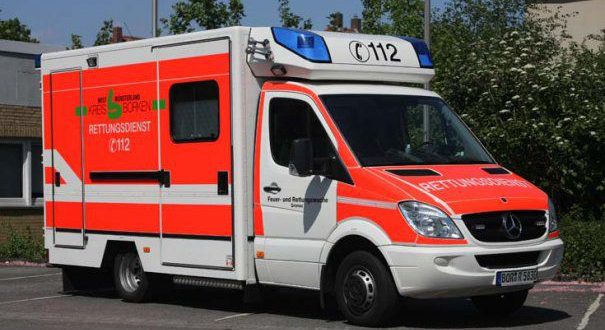Român mort în Germania, după ce mai bine de o oră a cerut șefilor nemți să cheme ambulanța - ambulanta465x390605x330-1528884835.jpg