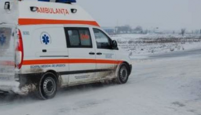 TRAGEDIE / O femeie a decedat, până la sosirea ambulanței - ambulantainzapezita1764x700-1483713756.jpg