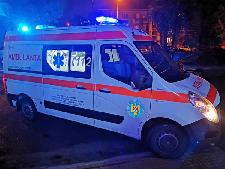 Accident rutier cu trei victime, în judeţul Constanţa! Două maşini au intrat în coliziune