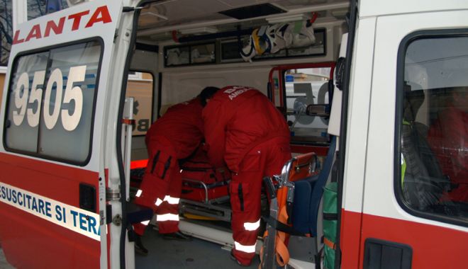 ALERTĂ 112 LA CONSTANȚA! Se intervine în cazul unui copil - ambulantapozamare1407848276-1568708871.jpg