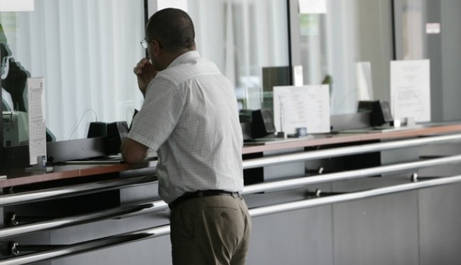 ANPC. Amenzi de aproape un milion de lei pentru băncile care ne păcălesc la credite - amenda-1366286372.jpg
