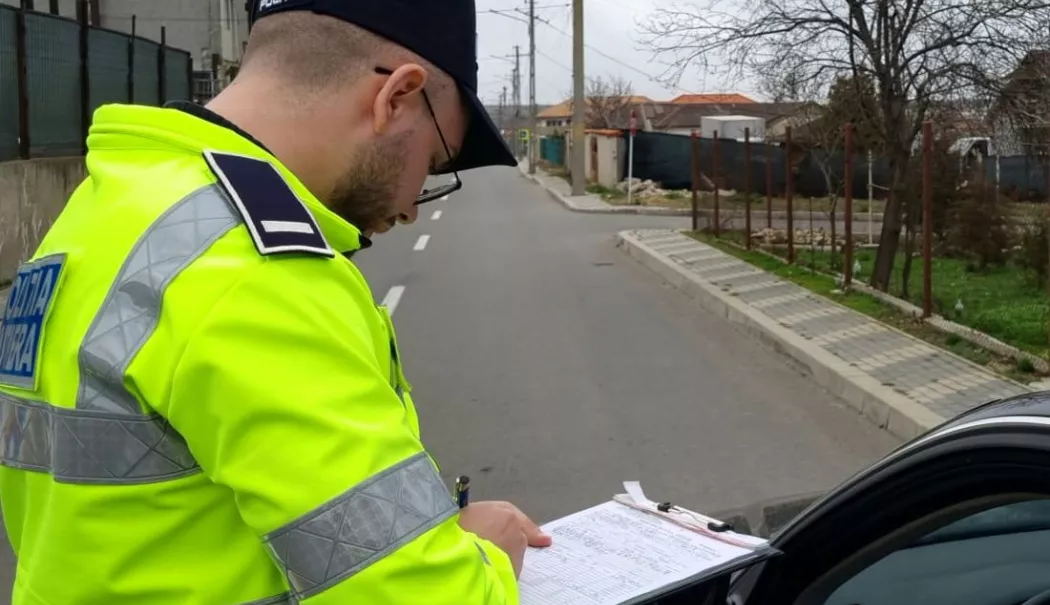 Val de controale în trafic la malul mării. Zeci de șoferi prinși pe picior greșit - amenda-in-trafic-1770977002.webp