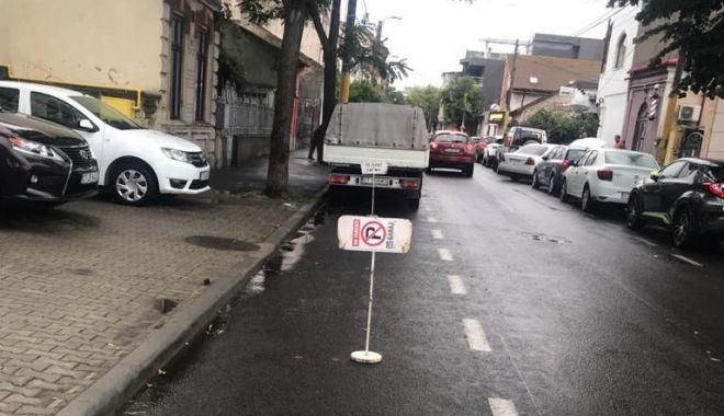Amenzi pentru ocuparea domeniului public, pe străzile din Constanţa - amenzipentruocuparea-1633542707.jpg