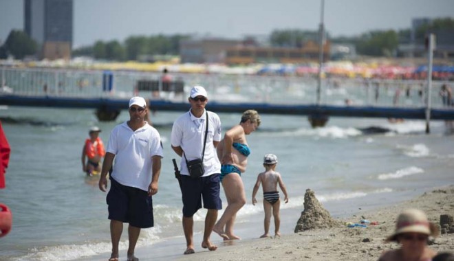 Amenzi pentru operatorii  de plajă care nu au pază - amenzipentruoperatoriideplajapaz-1406654744.jpg
