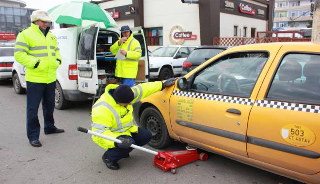 Amenzi pentru taximetriștii  din Constanța - amenziusturatoaretaxi1-1420739257.jpg