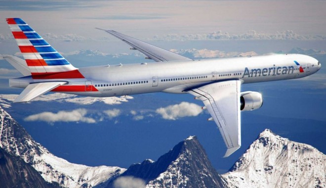 American Airlines, acuzată că a respins un pasager francez pe motiv că mirosea urât - americanairlinesnewlogolivery2-1409150321.jpg
