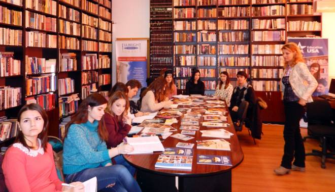 Procese celebre,  în dezbaterea American Corner - americancorner-1420741157.jpg