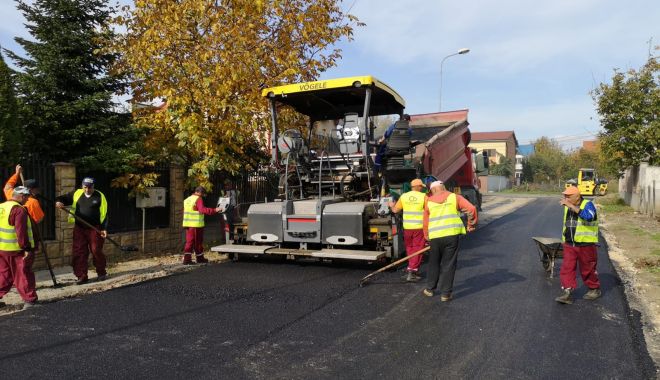 Lucrări de asfaltare, în Cartierul Compozitorilor - ample-1573159338.jpg