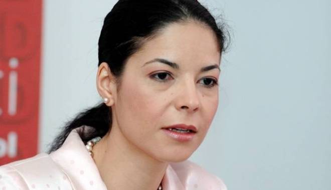 Ana Birchall, vizită oficială în SUA - anabirchallrompres2354301211166f-1427021428.jpg