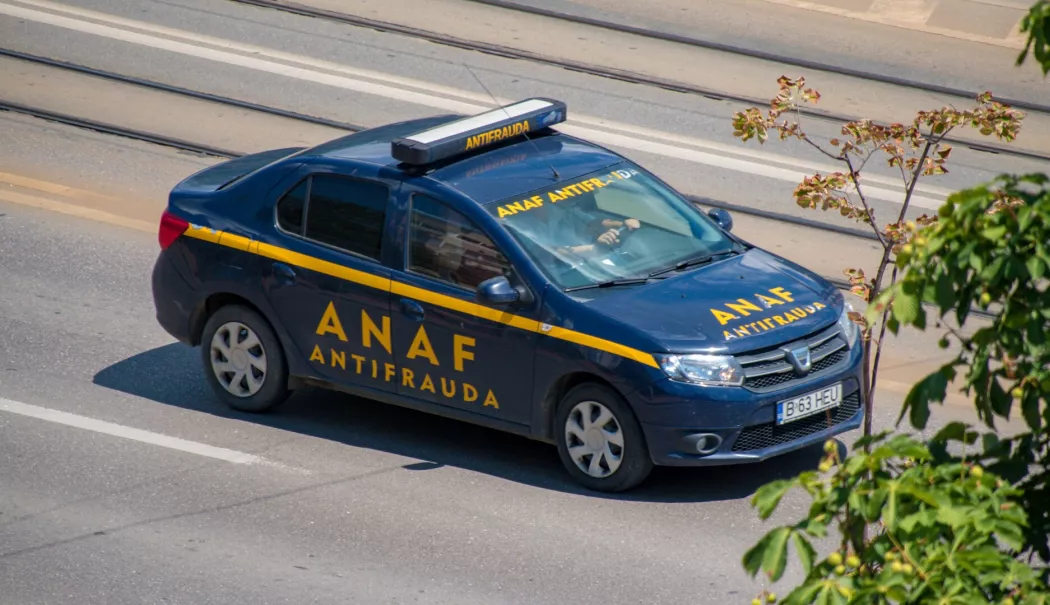 Corupție la vârful ANAF. Șefi și inspectori au luat mită pentru a bloca dosare penale - anaf-1768492703.webp