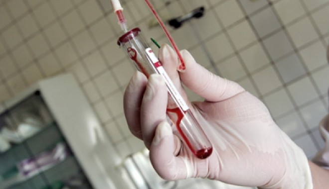 Bolnavii de hepatită, discriminați la muncă - analizasange23copy-1317067684.jpg