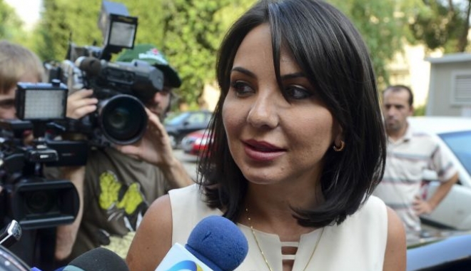 Ana Maria Pătru rămâne în arest preventiv; decizia instanței este definitivă - anamariaptru-1479825939.jpg