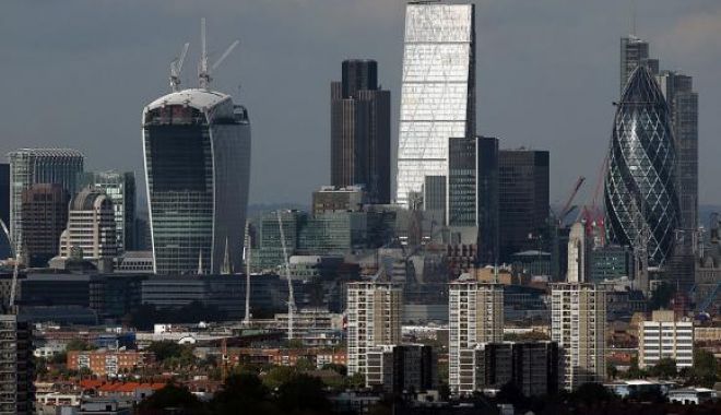 Alertă la Londra: Patru oameni au fost înjunghiați - anbnjnc9ntgwjmhhc2g9zwnhzthjmgq1-1554037367.jpg