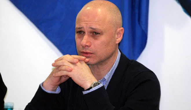 Deputatul Andrei Condurățeanu  a propus majorarea alocației  de stat pentru copii - andi-1363644313.jpg