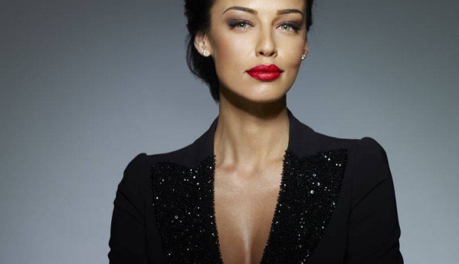 Andreea Raicu: Îmi spuneau că sunt frumoasă și atât. Dar eu voiam să fac mai mult - andreea-1396438329.jpg