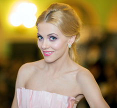 Andreea Ibacka explică  de ce a lipsit de pe rețelele de socializare - andreeaibacka-1383752048.jpg