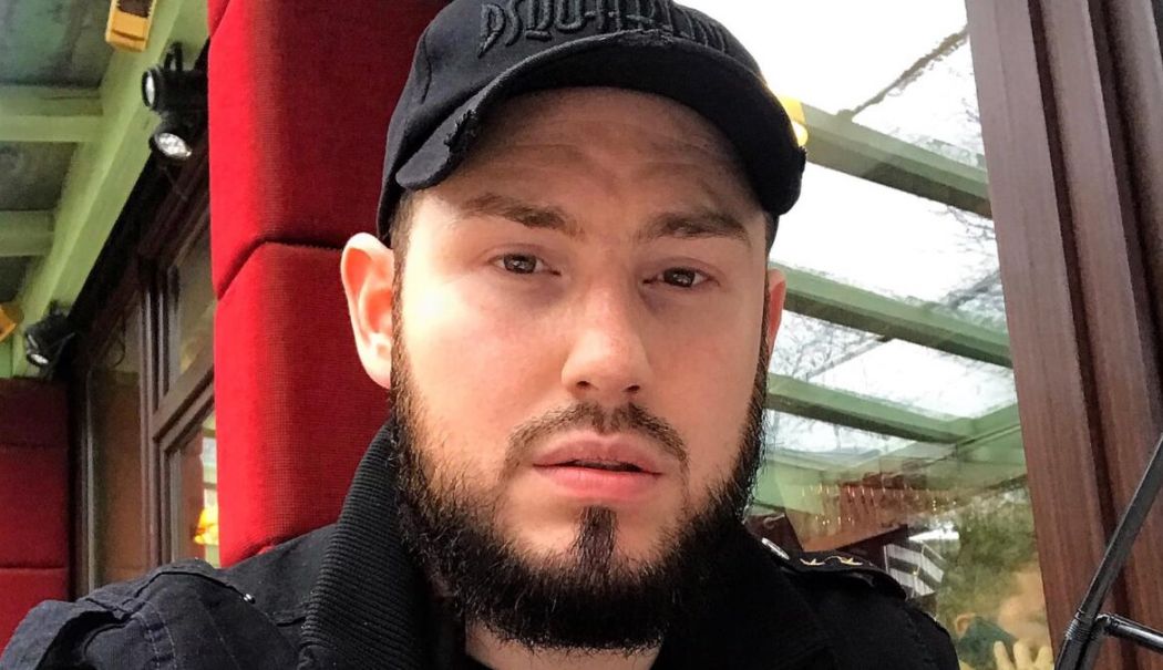 Anchetatorii merg pe două piste în cazul morții lui Andrei Versace. Petele de sânge găsite în locuință dau peste cap investigația